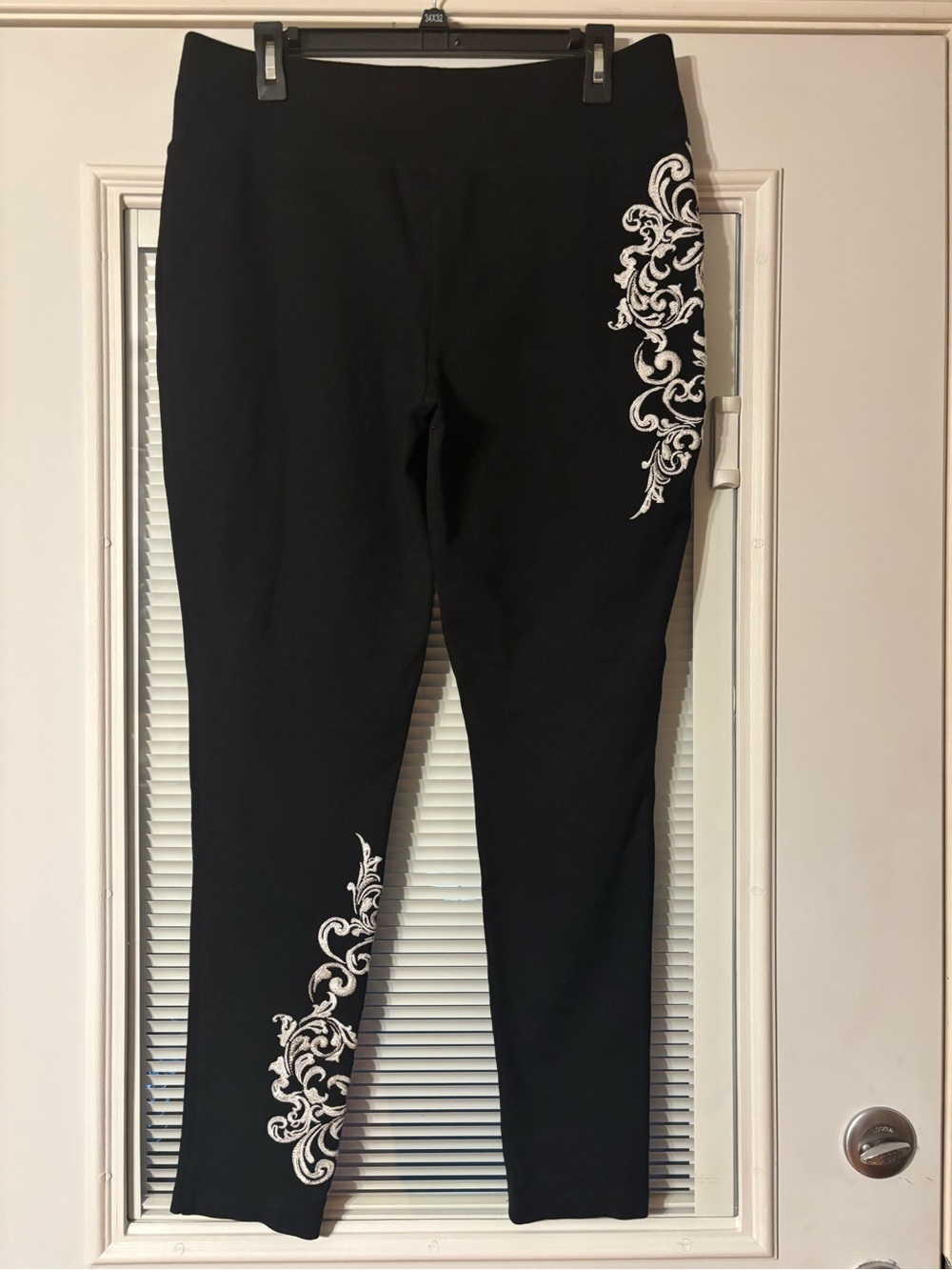 Counterparts Black Stretch Leggings with White Scroll Embroidery
